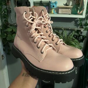 Mix no.6 Hollin pastel pink combat boots